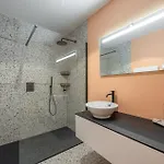 Sixt Haven, Panoramisch Oosteroever, * Οστένδη